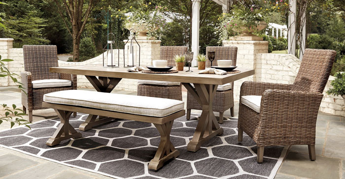 Outdoor and Patio Furniture | Rooms for 